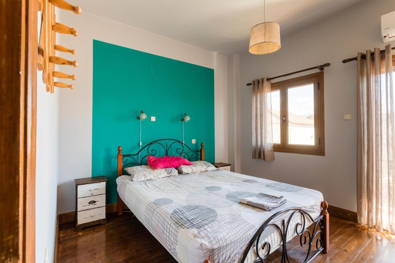 Ta-So'S Apartments Stoupa Messinias Екстер'єр фото